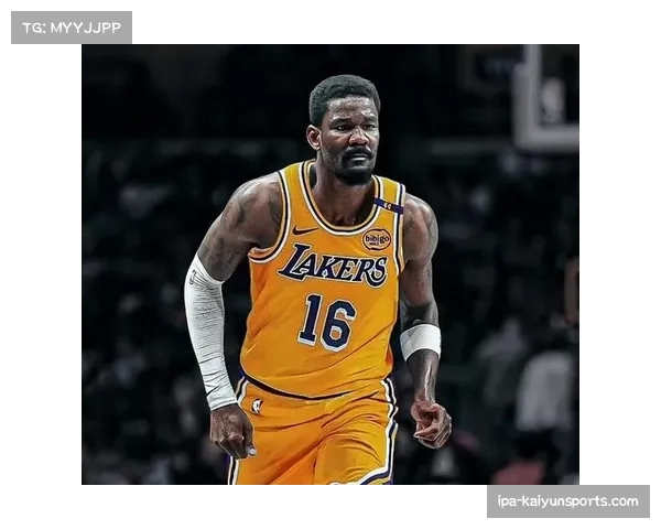 艾顿攻防两端表现低迷负效率 湖人内线短板制约球队上限